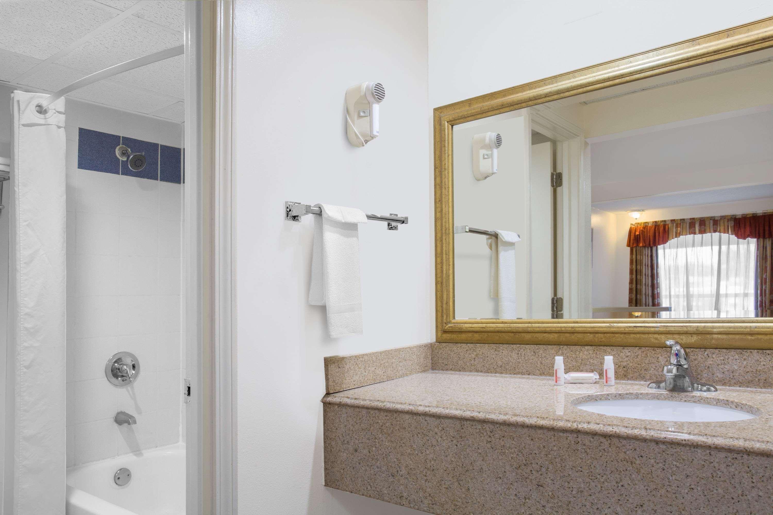 Super 8 By Wyndham Port Royal/Beaufort Экстерьер фото